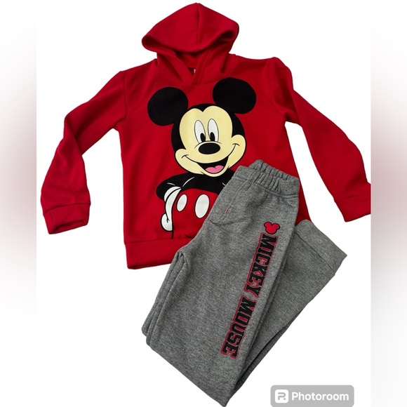 Disney Other - Disney Mickey Mouse boys Sweatsuit size 7/8 red and gray